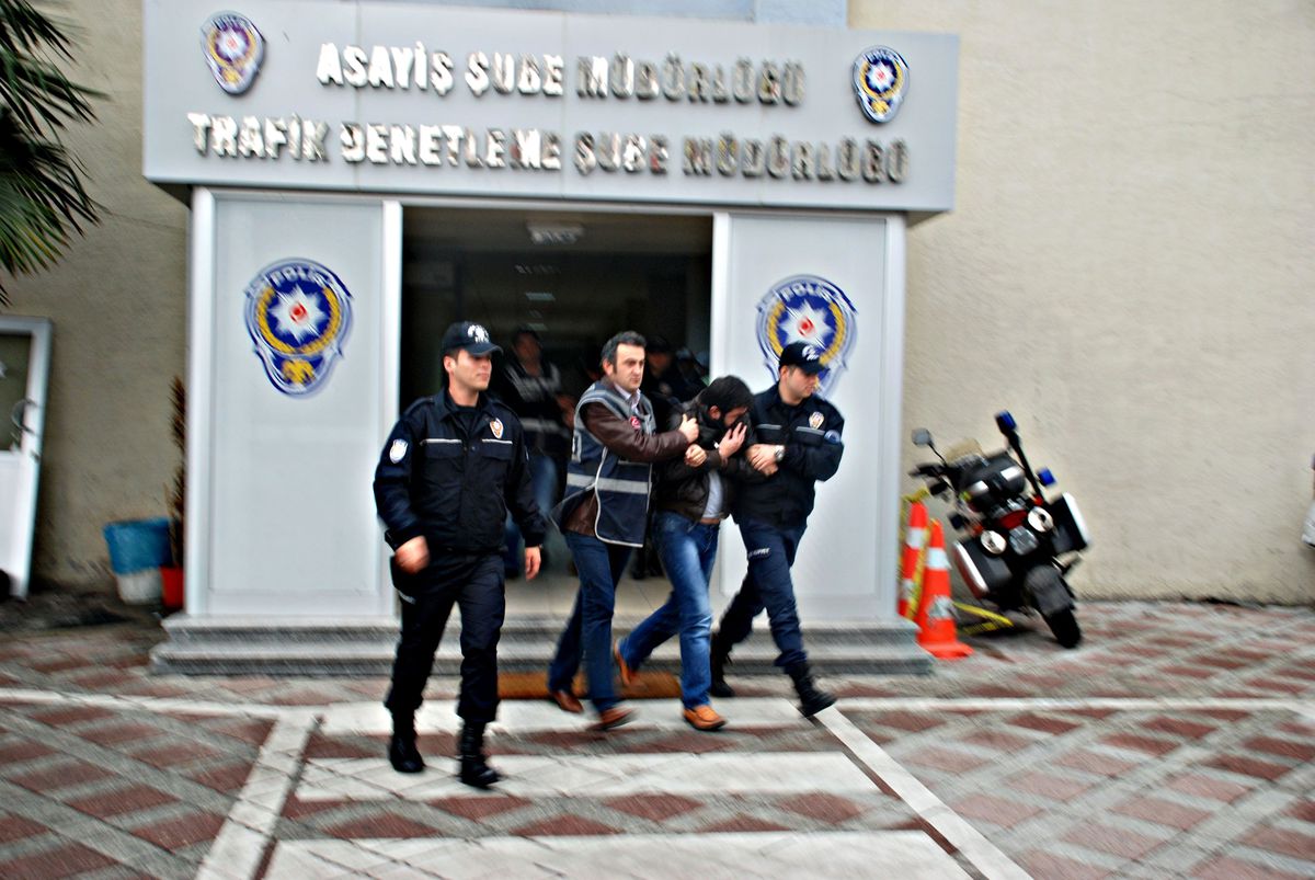Kocaeli\'deki Fuhuş Operasyonu