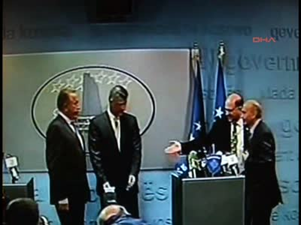 Kosova\'da Parlamento ve Yerel Seçimler 2014 Baharında