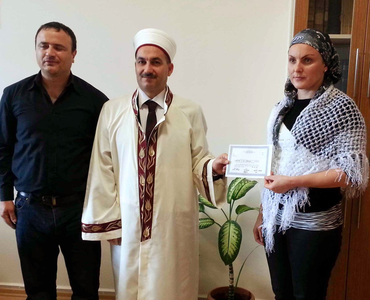 Litvanylı Neringa Müslüman Oldu, Nehir Adını Aldı