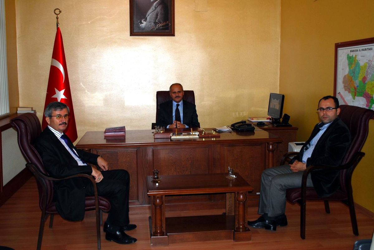 Manisa Barosu Başkanı Balkız, Salihli'de Ziyaretlerde Bulundu