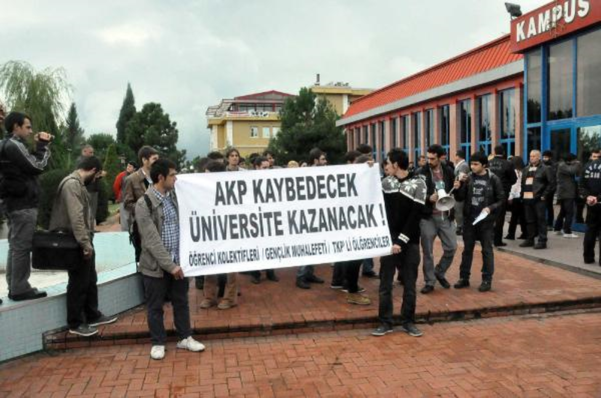 Sakarya Üniversitesinde Gerginlik