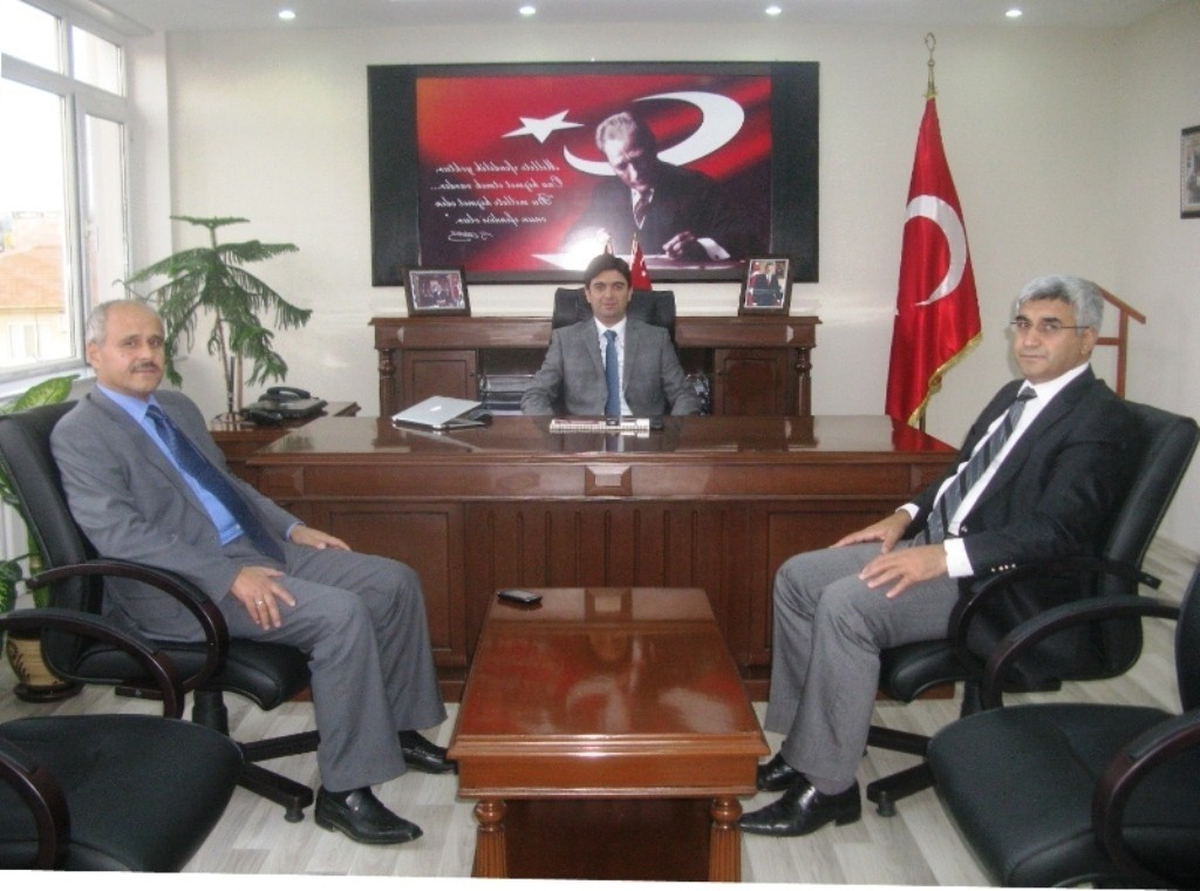 Selendi Kaymakamına Meslektaşlarından Ziyaret