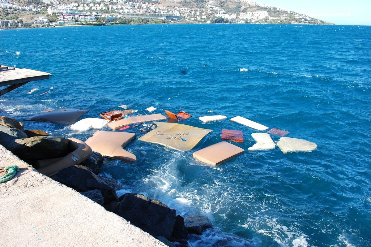 Şiddetli Fırtına Bodrum\'u Esir Aldı