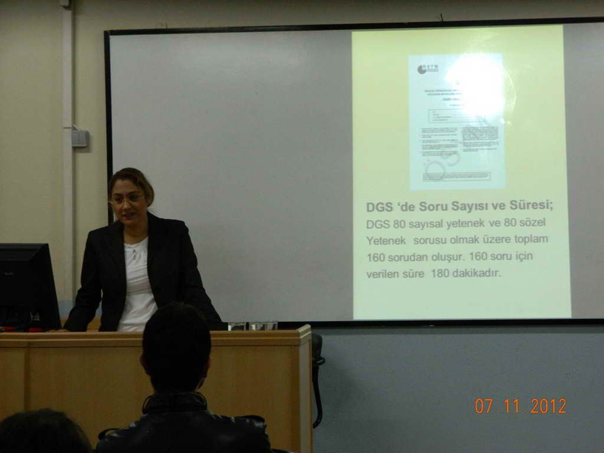 Smyo\'da "Dgs ve Gazetecilik" Semineri