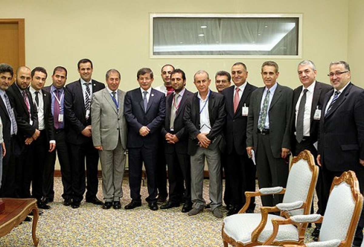 Suriye Muhalefeti Toplantısında Riyad Seyf\'in Önerisi Kabul Edildi