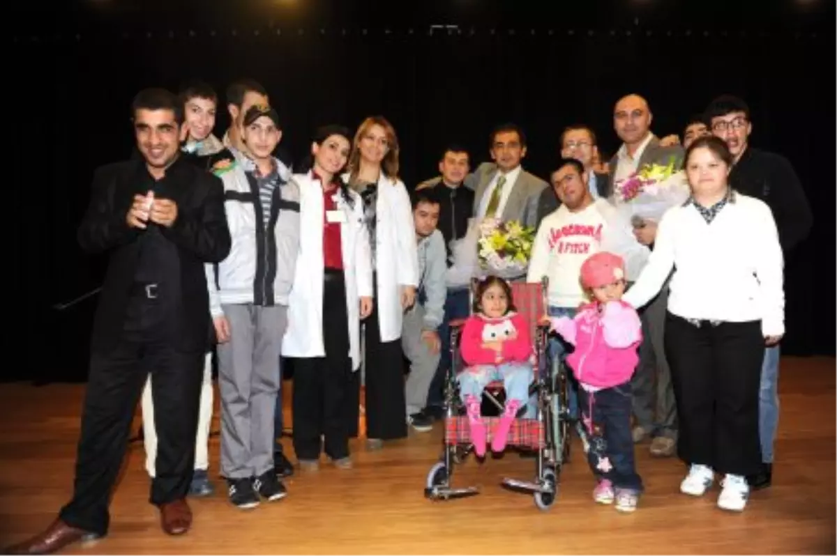 Türküler Engelliler İçin Okudular