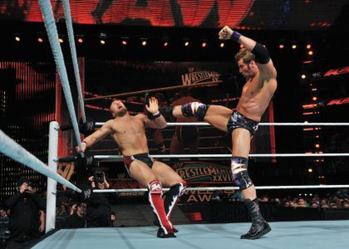WWE Yeni Bölümleriyle D-Smart\'ta Devam Ediyor