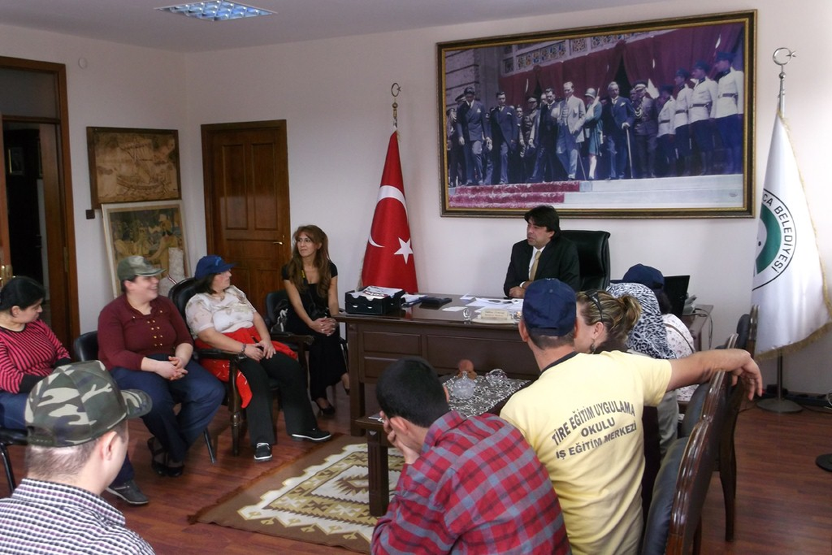 Zihinsel Engellilere, Foça\'da Hayata Katılma Gezisi