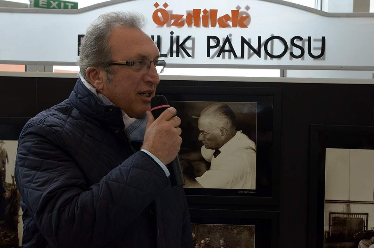 Atatürk Fotoğrafları Sergisi Açıldı