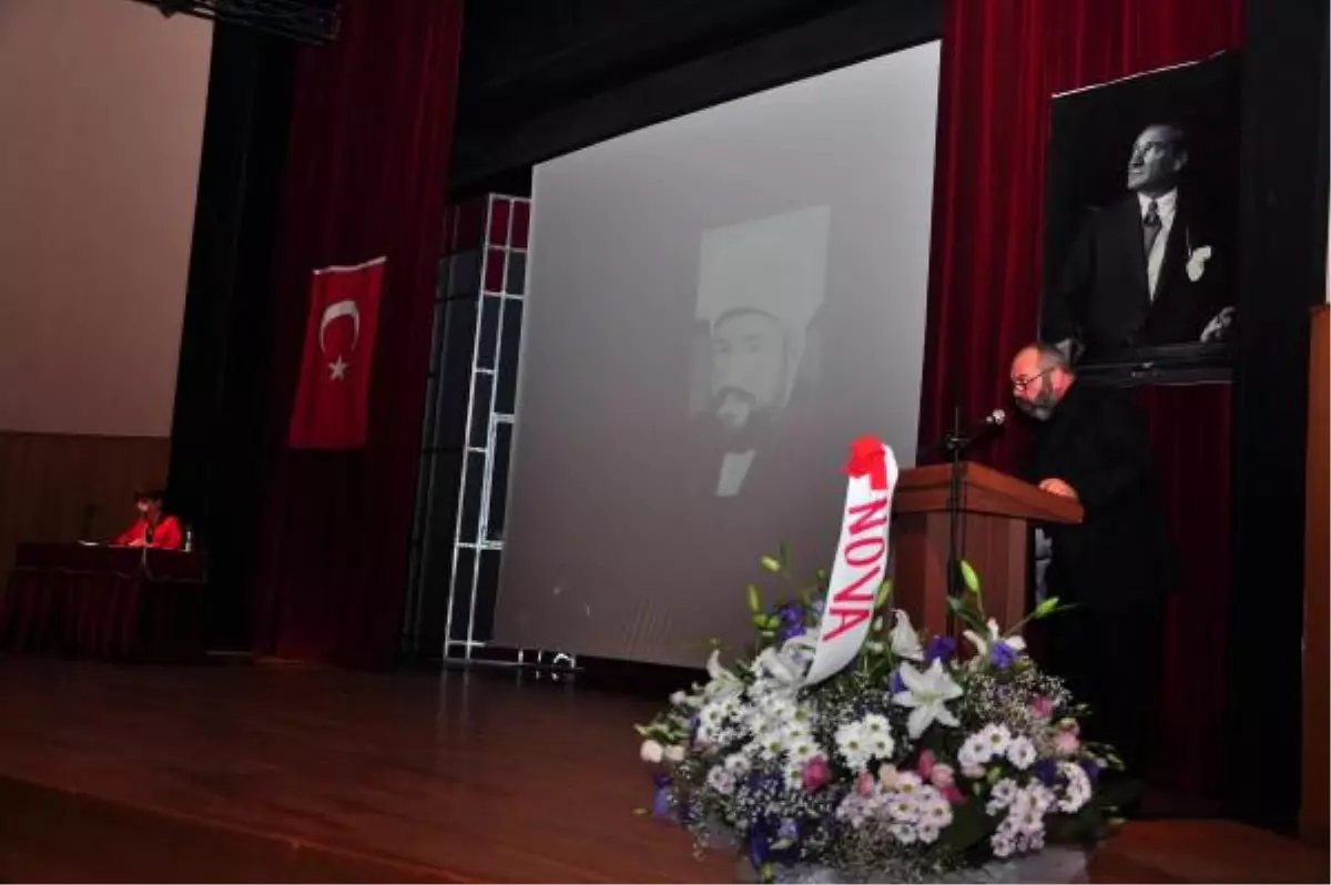 Atatürk'ü 'Nutuk' Okuyarak Andılar