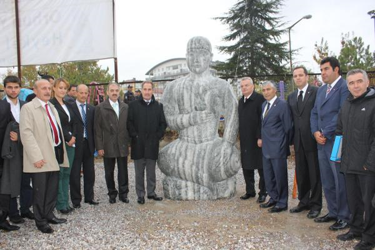 Bakan Günay Çankırı da Kale Açtı, Tuz Heykelleri İnceledi