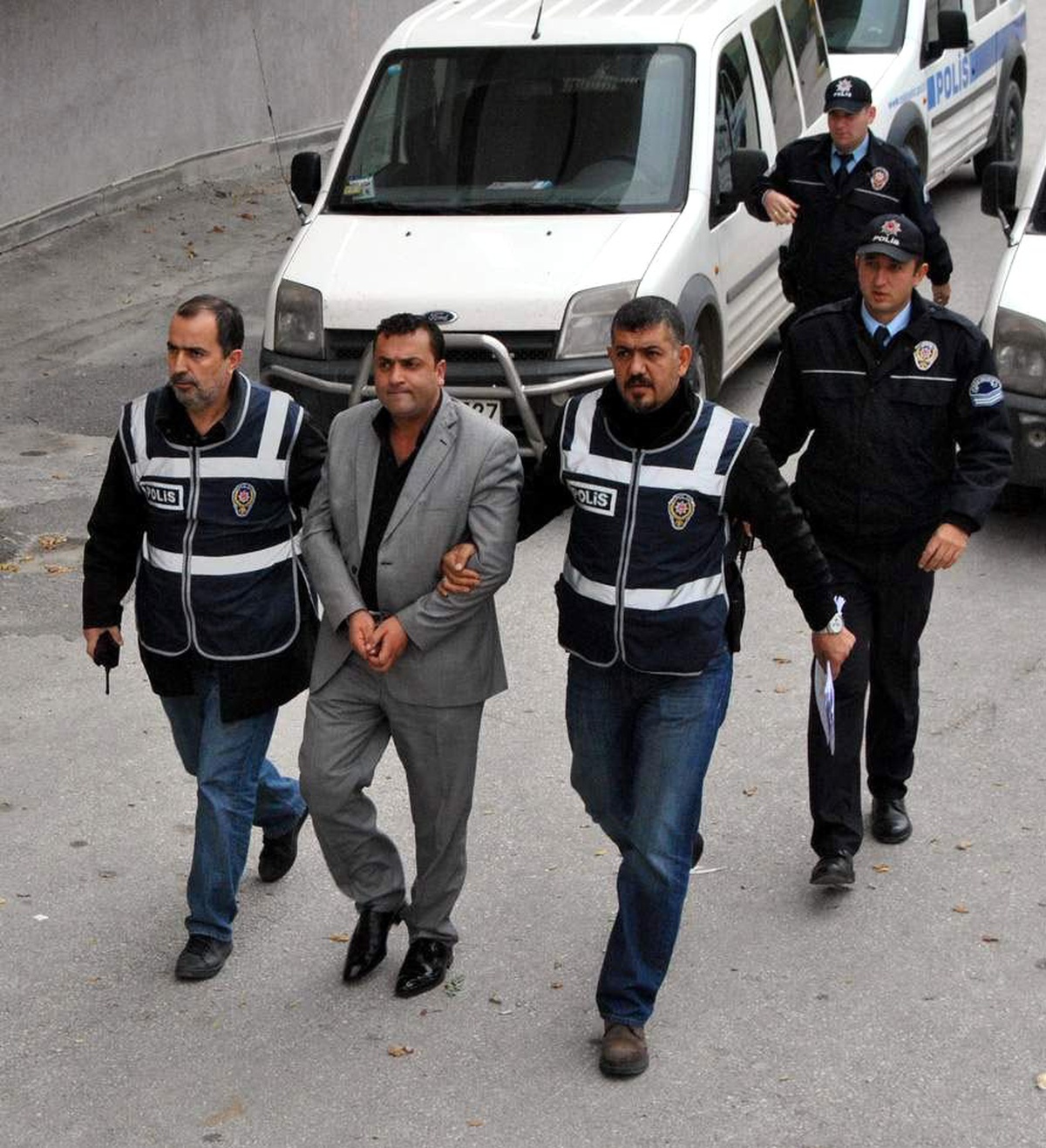 Eskişehir\'de Silahlı Kavganın Şüphelisi Yakalandı