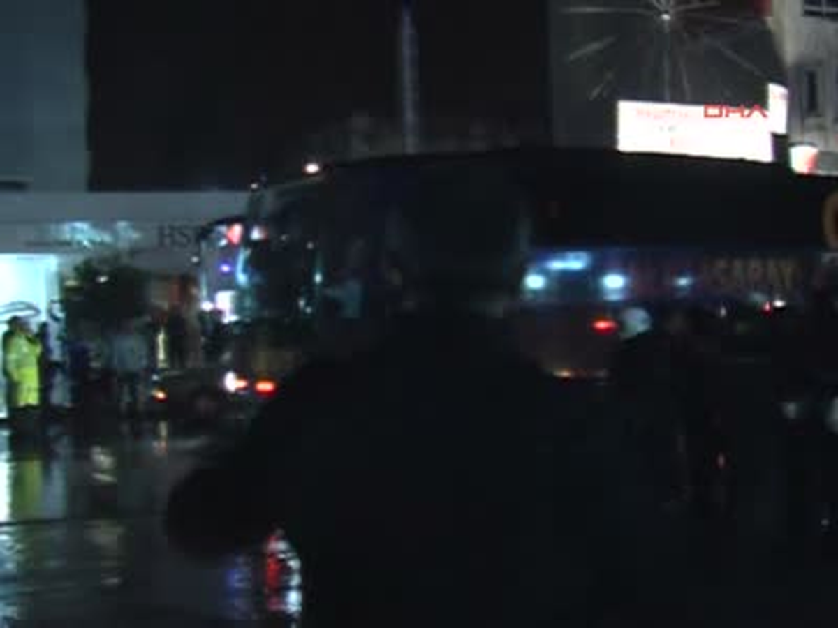 Galatasaray Kafilesi, Mersin\'e Geldi