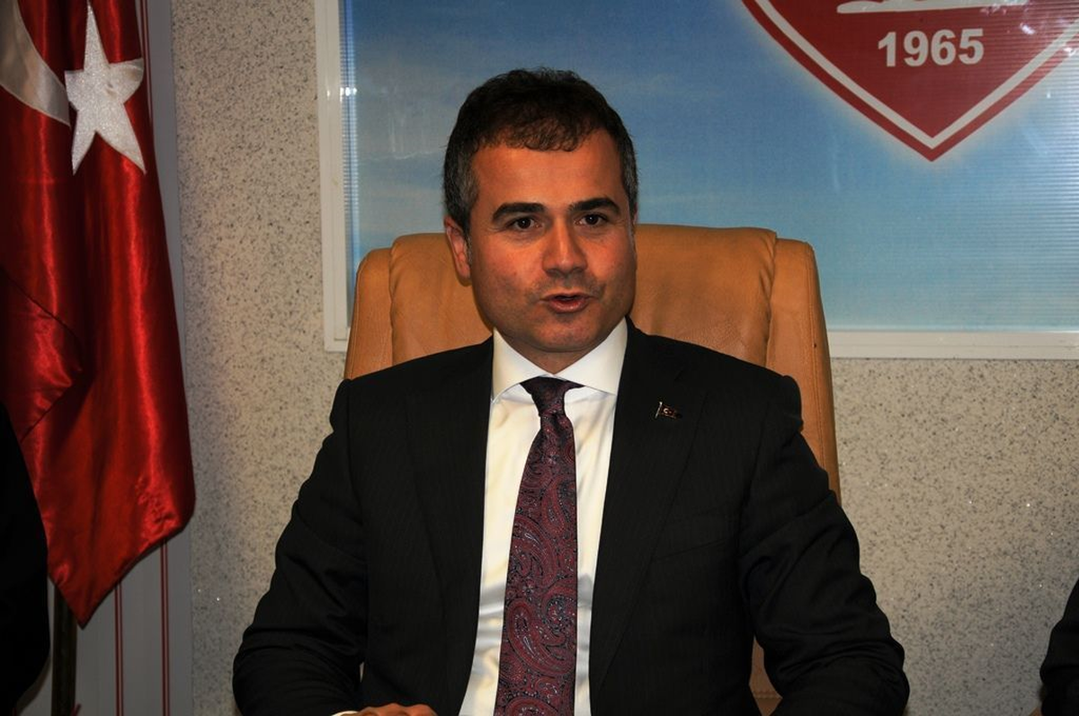 Gençlik ve Spor Bakanı Suat Kılıç, Siirt Pervari\'de Meydana Gelen Helikopter Kazasına İlişkin, "Bir...