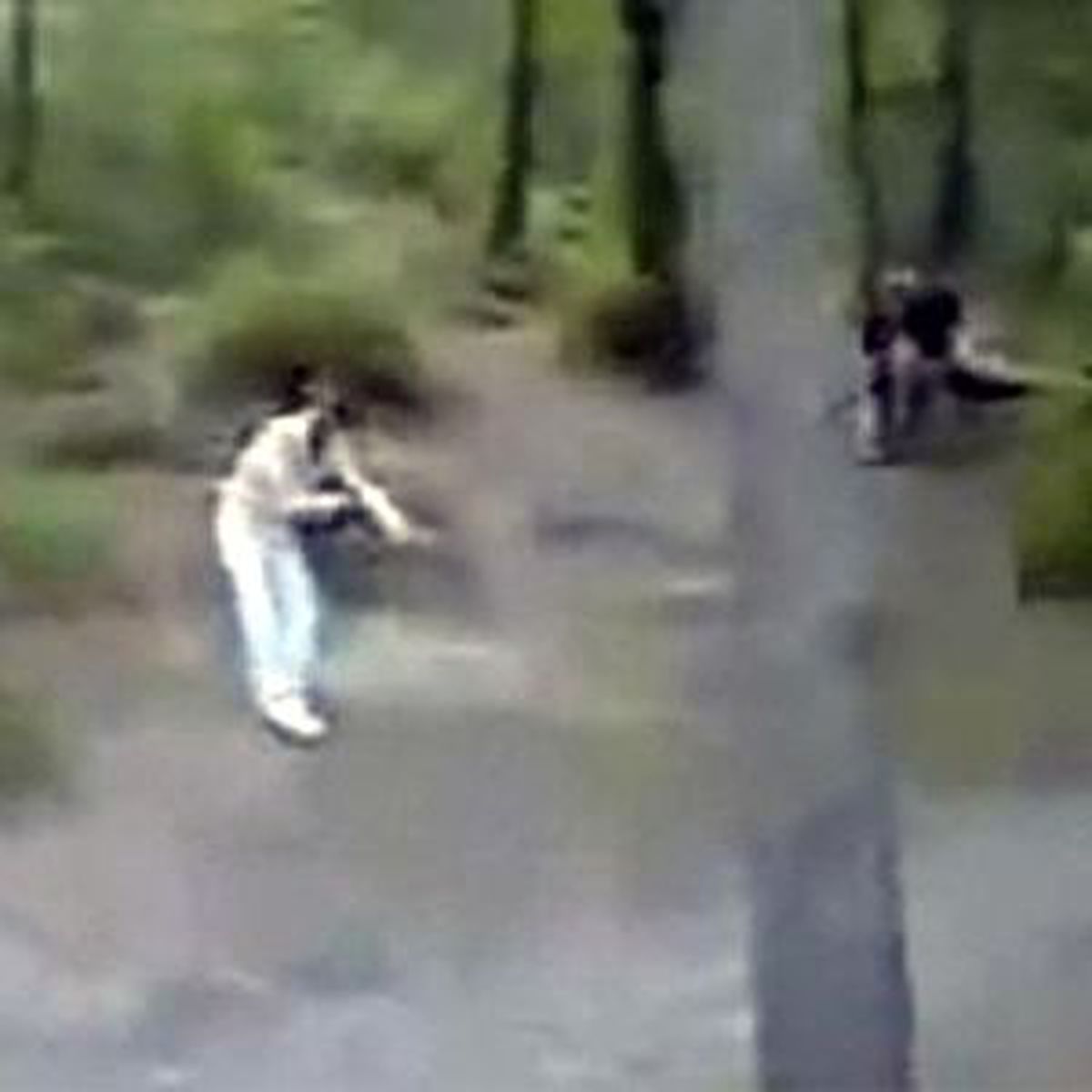 İsveç\'te Türkleri "Maganda" Gibi Gösteren Video Tartışılıyor