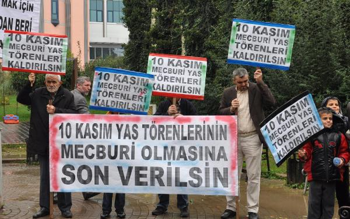 İzmit\'te 10 Kasım\'da Garip Gösteri