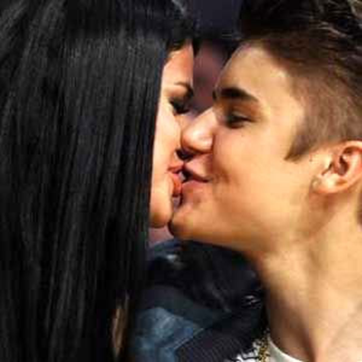 Justin Bieber ile Selena Gomez Ayrıldı