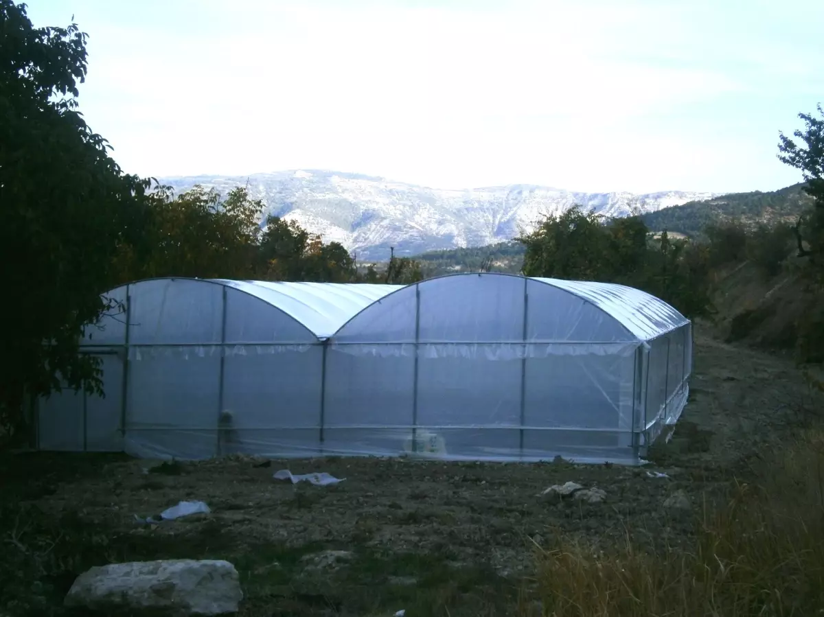Karaman'da Köylere 14 Sera Kuruldu
