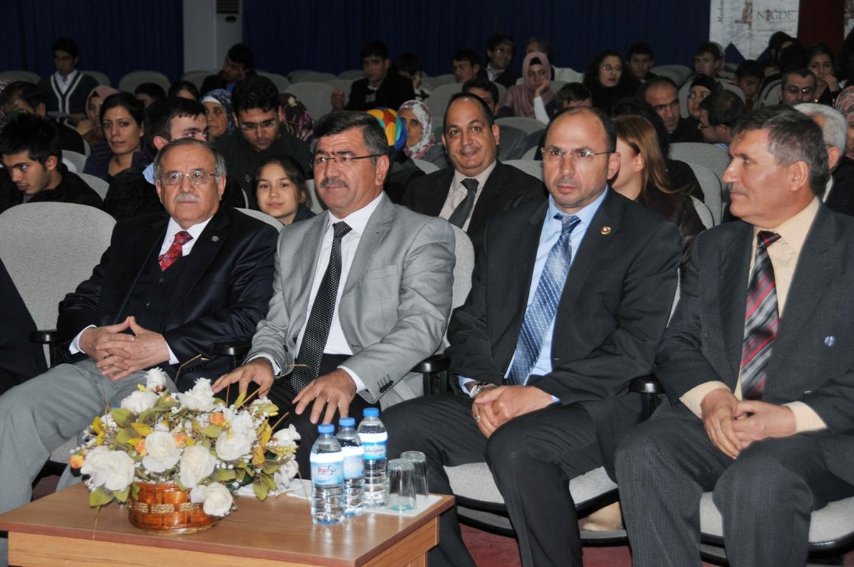Kur\'an ve Müslümanlar Konferansına Büyük İlgi
