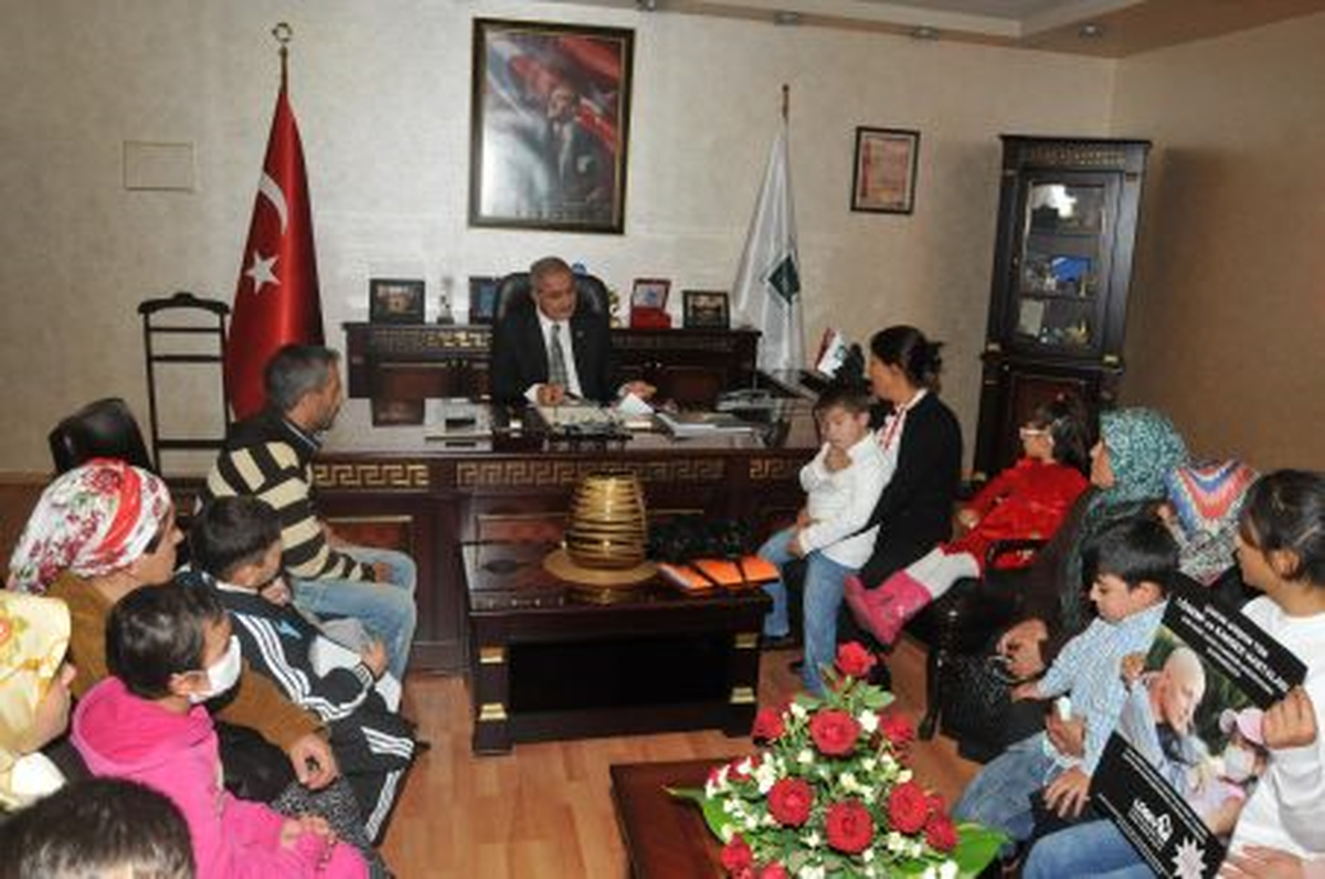 Lösemili Çocuklar Haftasında Başkan Kara\'ya Ziyaret
