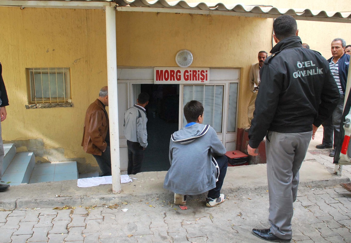 Muhalifler ile Esad Güçlerinin Çatışmasında, Ceylanpınar PTT Binasına Kurşun İsabet Etti