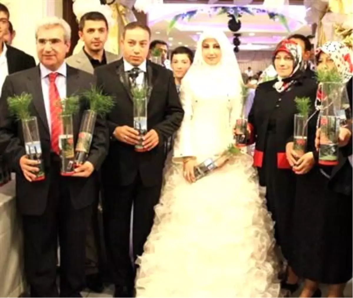 Nikah Şekeri Yerine \'Nikah Fidanı\'