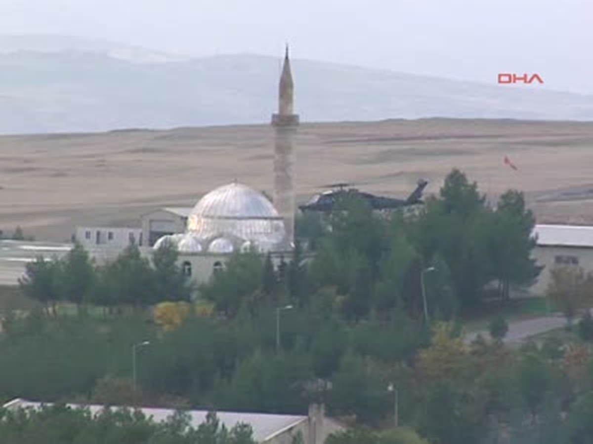 Siirt Pervari\'de Helikopter Düştü; 1 Şehit, 12 Yaralı )