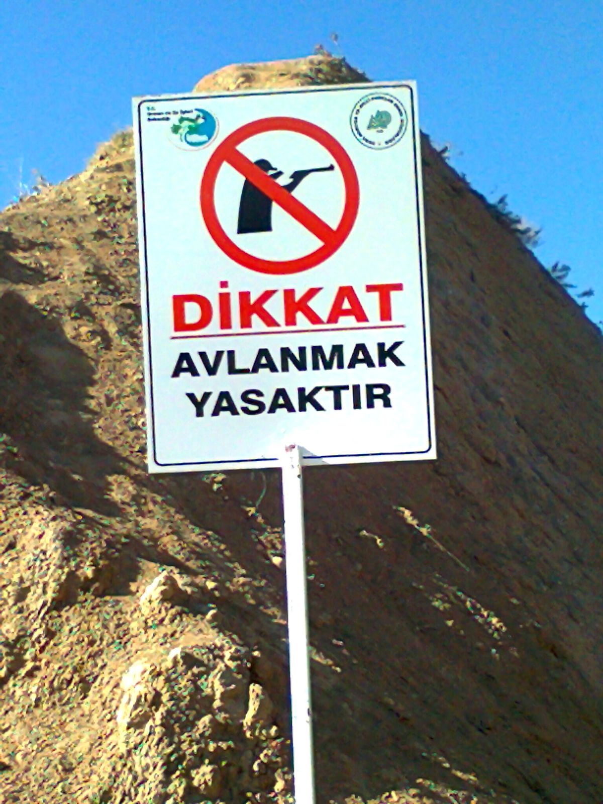 Silvan\'da Avlanmaya Yasak Bölgelere Levha Asıldı