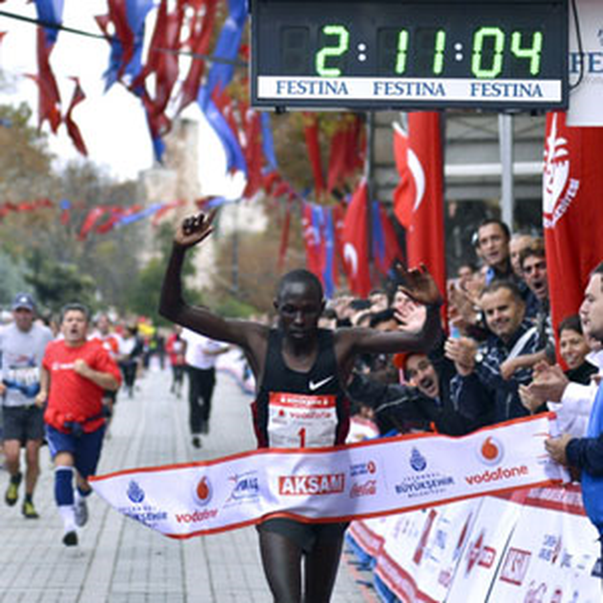 34.Vodafone İstanbul Avrasya Maratonu\'nda Birinciliği Kenyalı Atlet Stephan Chebogut Kazandı.