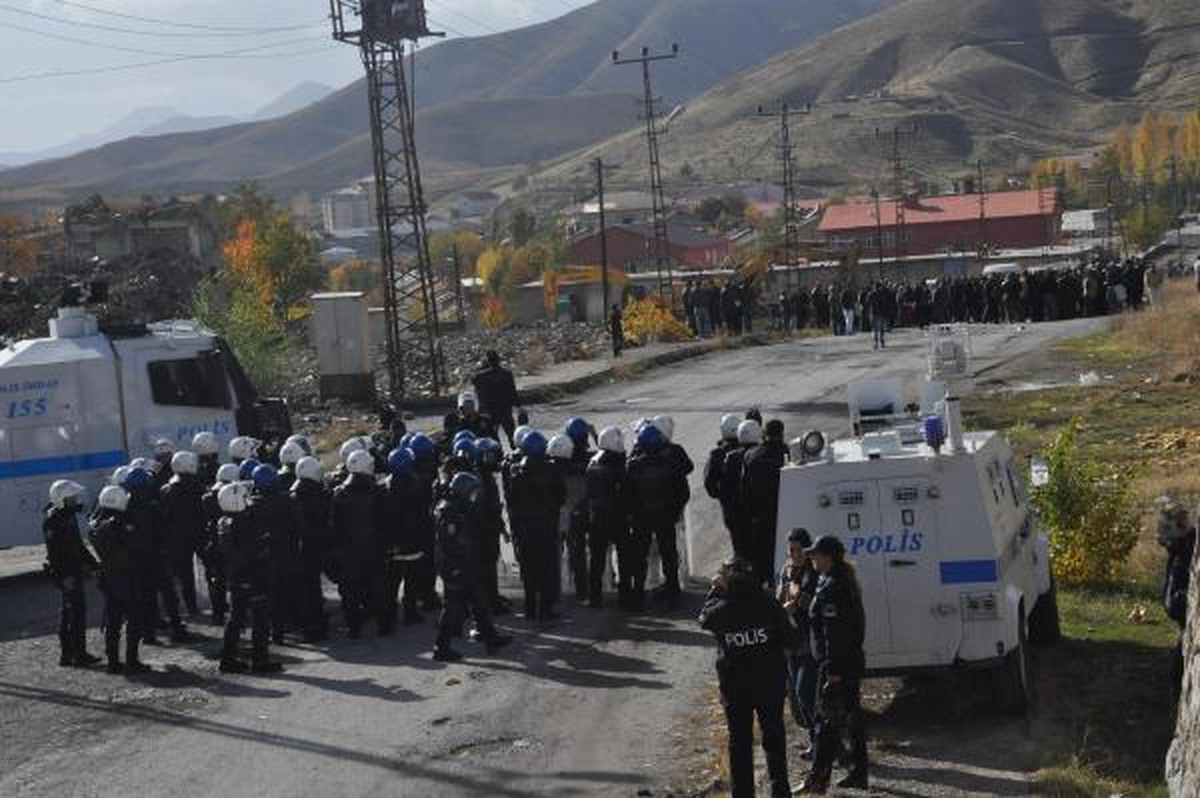 Açlık Grevindekilere Tabutlu Eylemle Destek