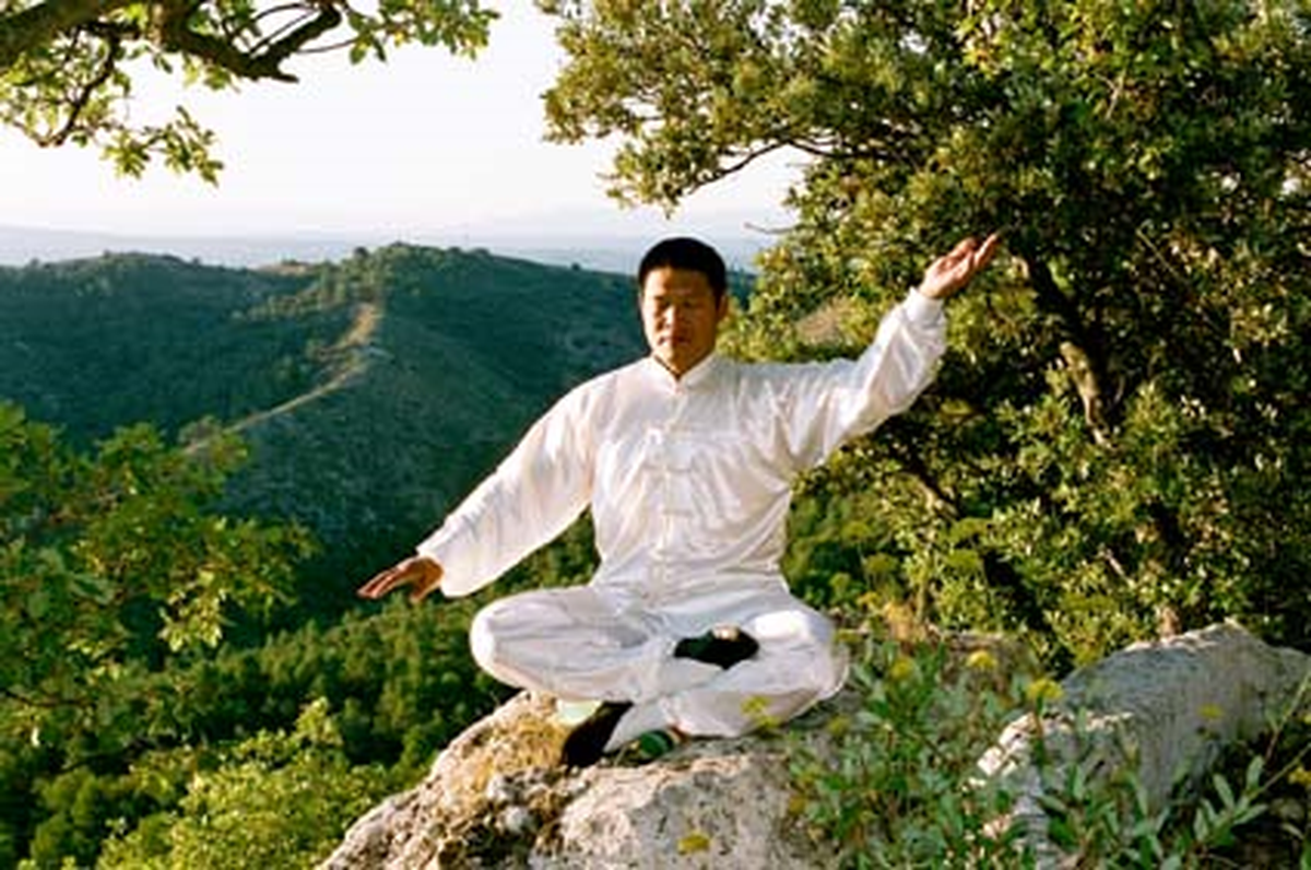 Antalya'da 'Qi Gong' Eğitimi Verildi