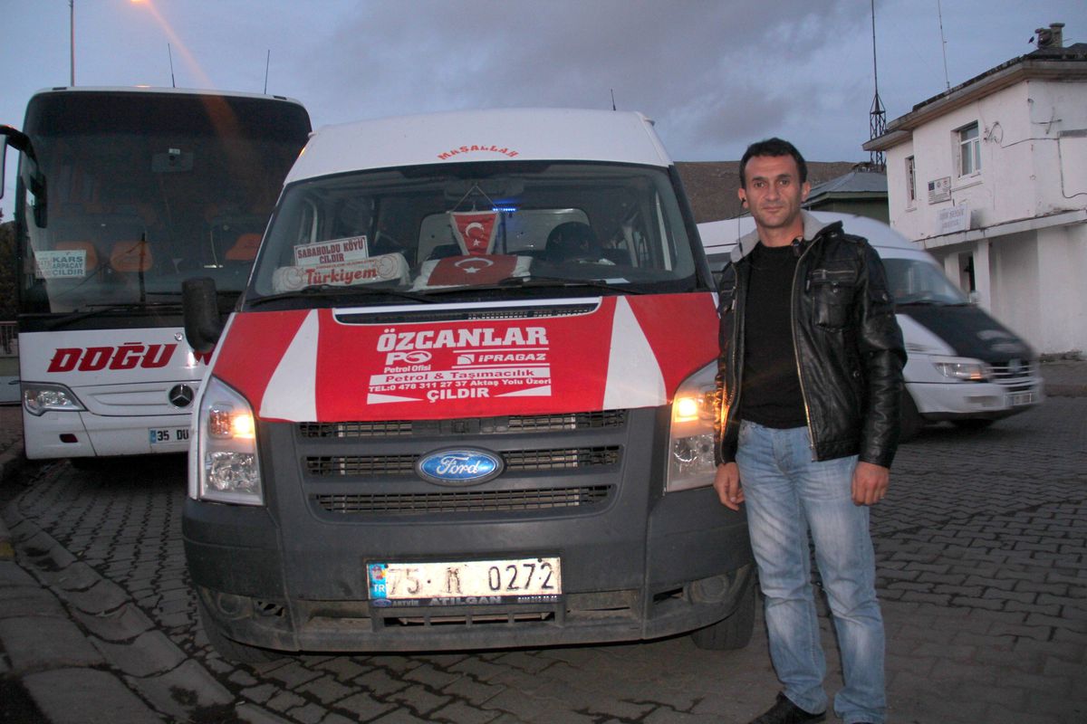 Başı Boş Bırakılan Atlar Tehlike Saçıyor