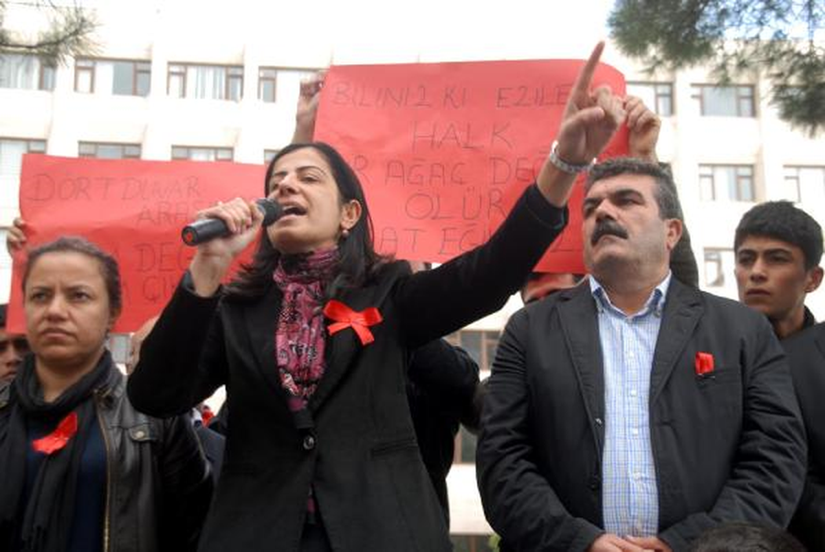 BDP\'liakat: Öcalan ile Diyarbakır\'da Yürümenin Özlemi İçerisindeyiz