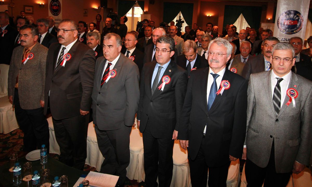 İç Anadolu Belediyeler Birliği\'nin Düzenlediği Panelde Büyükşehir Yasa Tasarısı Tartışıldı