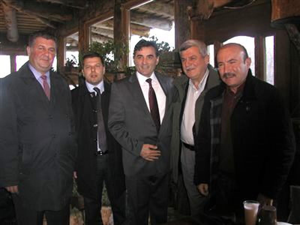 Kocaeli Büyükşehir Belediyesi Heyeti, Kosova\'da Temaslarda Bulundu