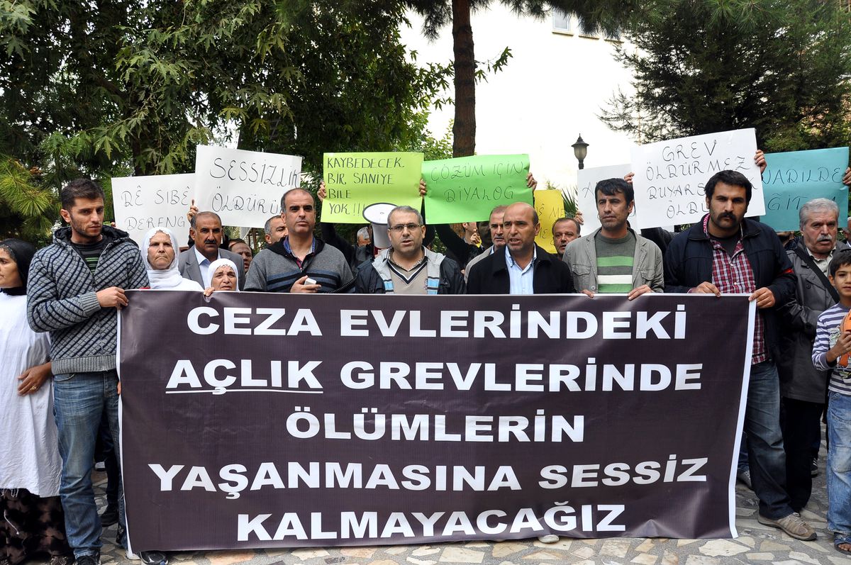 Nusaybin\'de Stk\'ların Açlık Grevi Sona Erdi