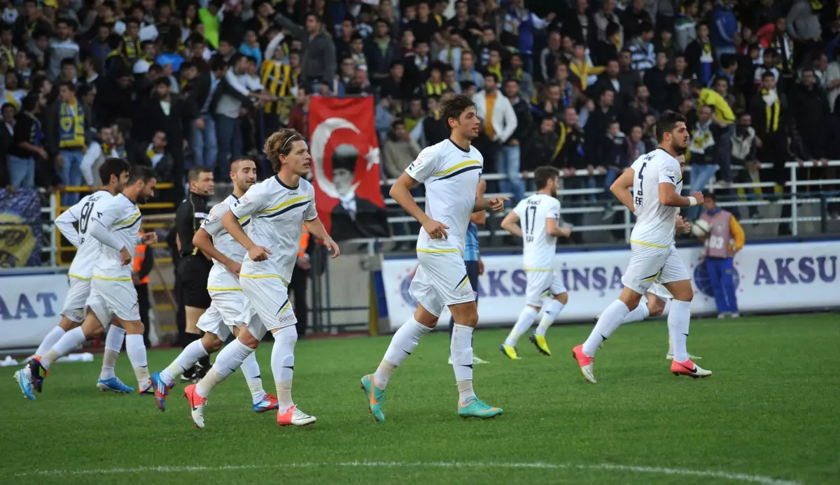 Bucaspor, Adana Demirspor\'u Mağlup Etti