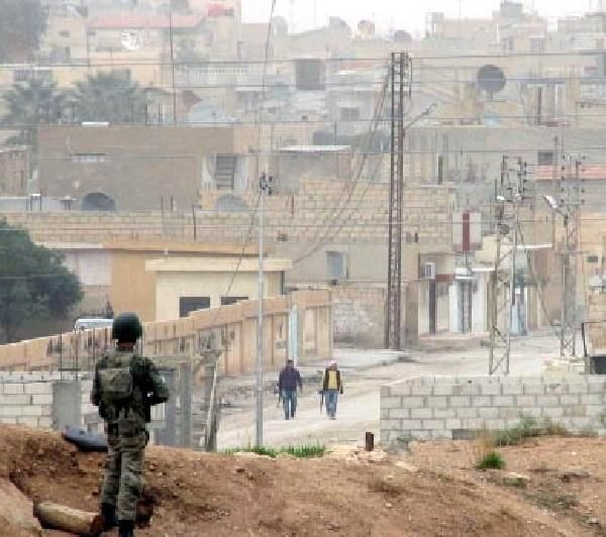 Şanlıurfa ) Resulayn\'da Gerginlik, Ceylanpınar\'da Tedirginlik