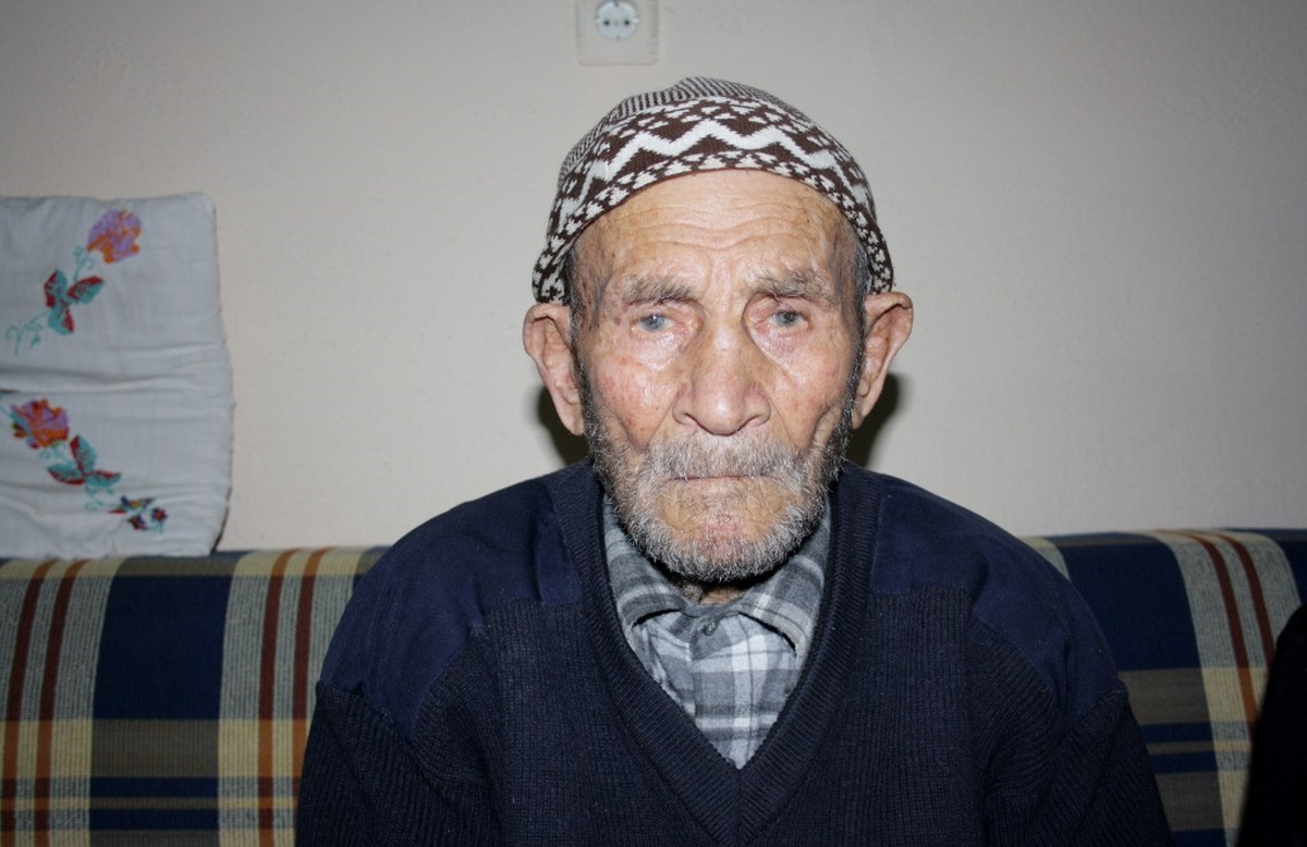102 Yaşındaki Halil Dedeye Sağlık Kontrolü