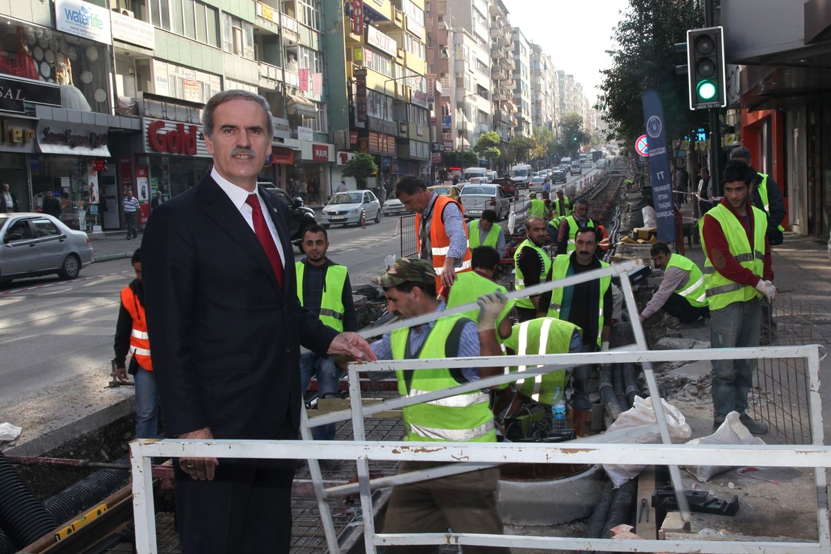13 İlde Büyükşehir Belediyesi Kurulmasına Dair Kanun Tasarısı