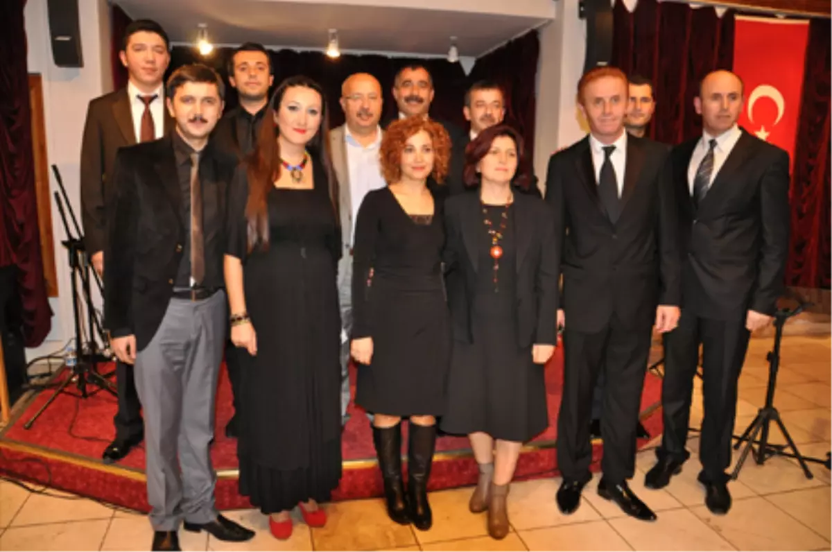 Azeri Ezgilerle Müzik Yolculuğu