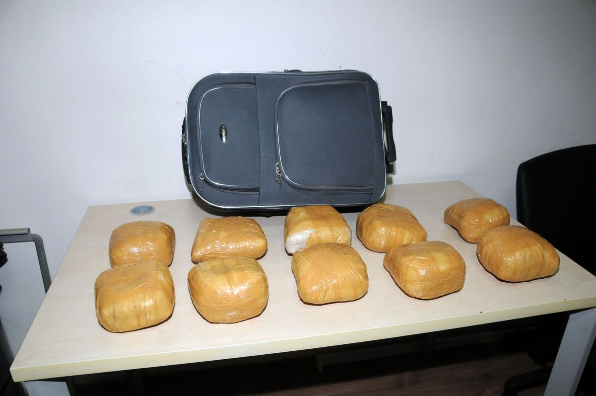 Beşiktaş\'ta 10 Kilogram Uyuşturucu