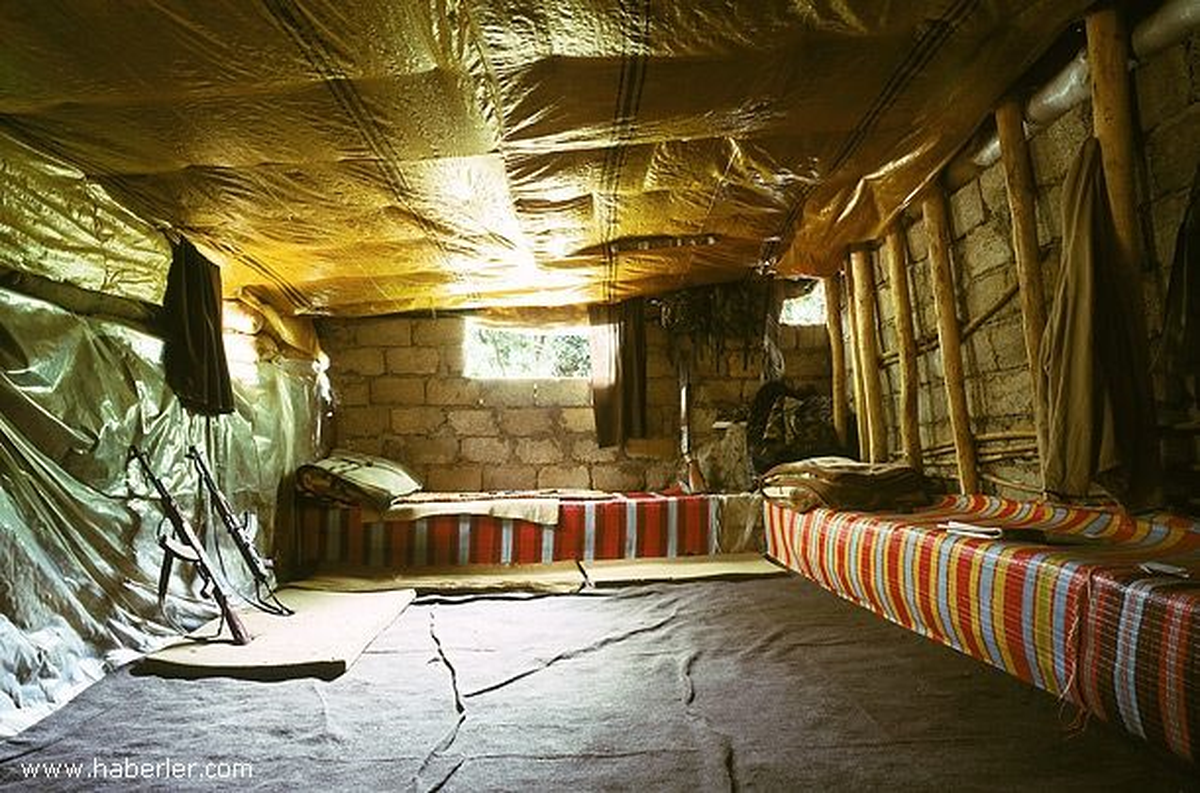 Bitlis\'te PKK\'ya Ait Sığınak Ele Geçirildi
