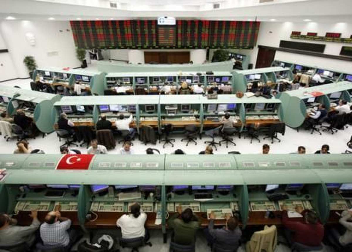 Borsa Güne Yatay Başladı