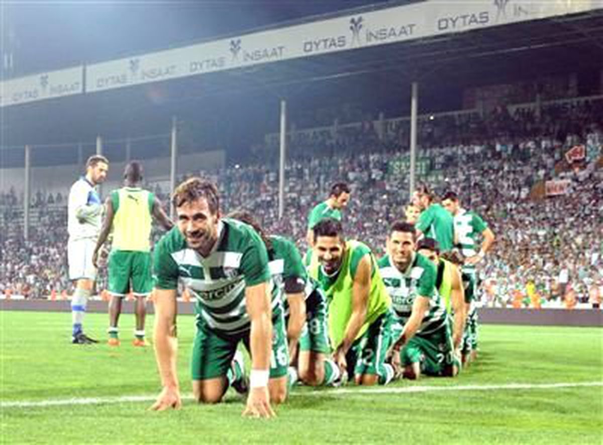 Bursaspor, "1\'er 1\'er" İlerliyor