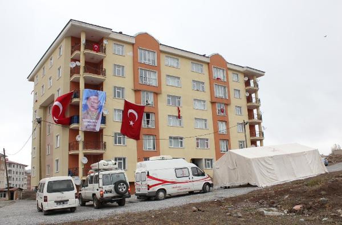 Bakan Akdağ\'dan Taziye Ziyareti