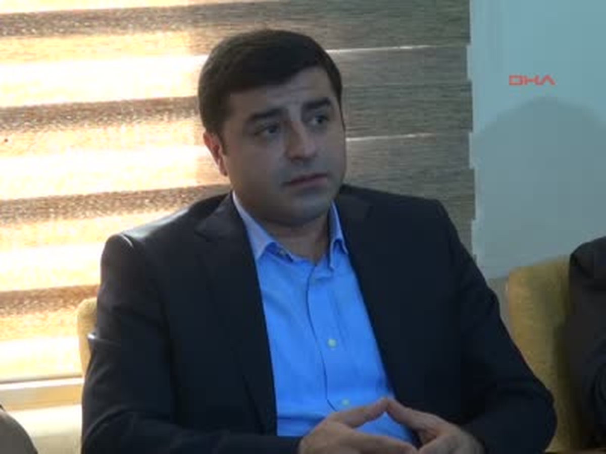 "Demirtaş Öcalan\'ın İdamı Yasal Olarak Mümkün Değil"