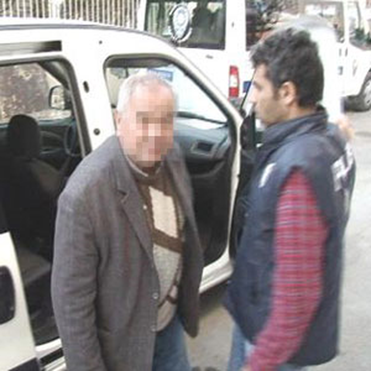 Emekli Başkomisere Gözaltı