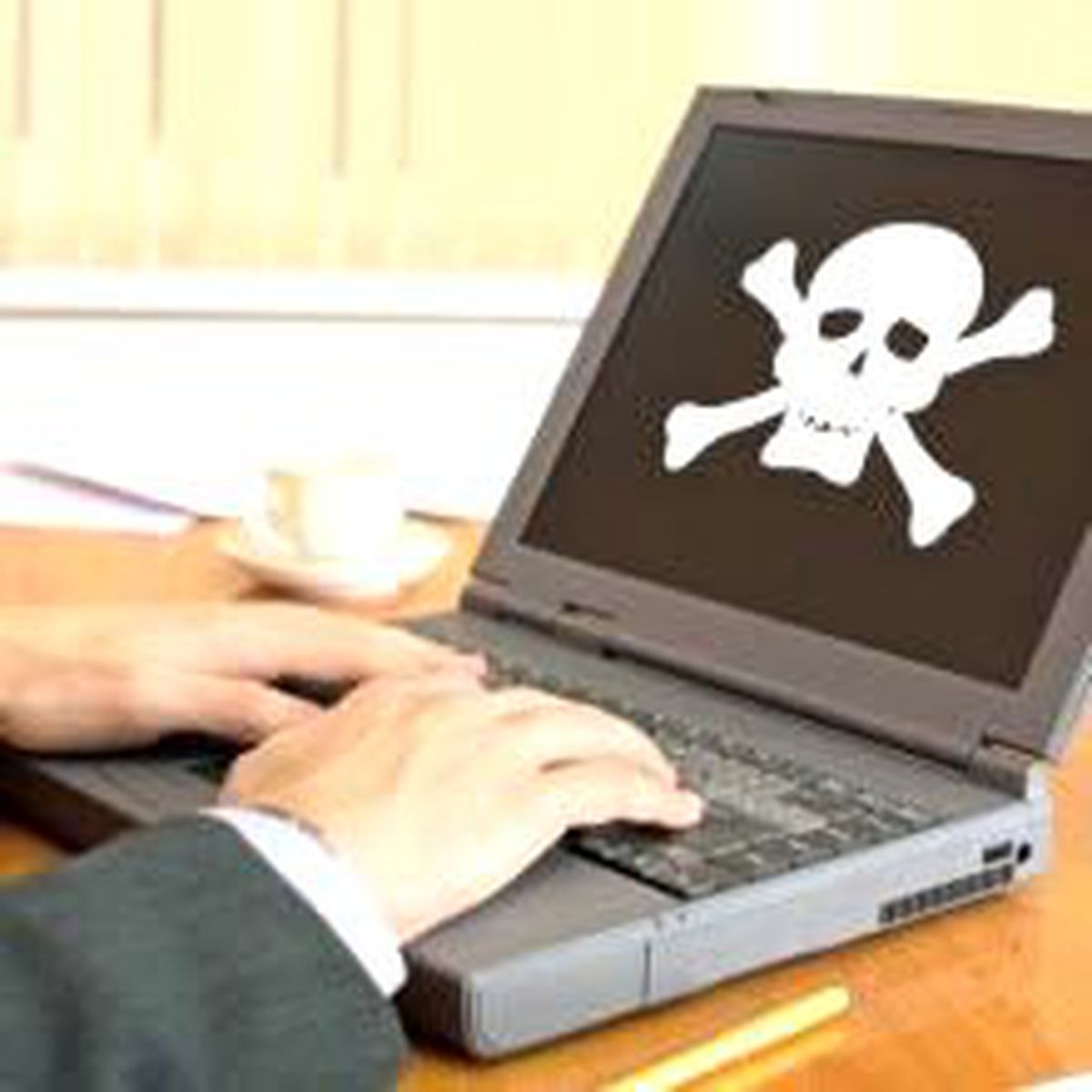 Korsan Windows XP can yakıyor