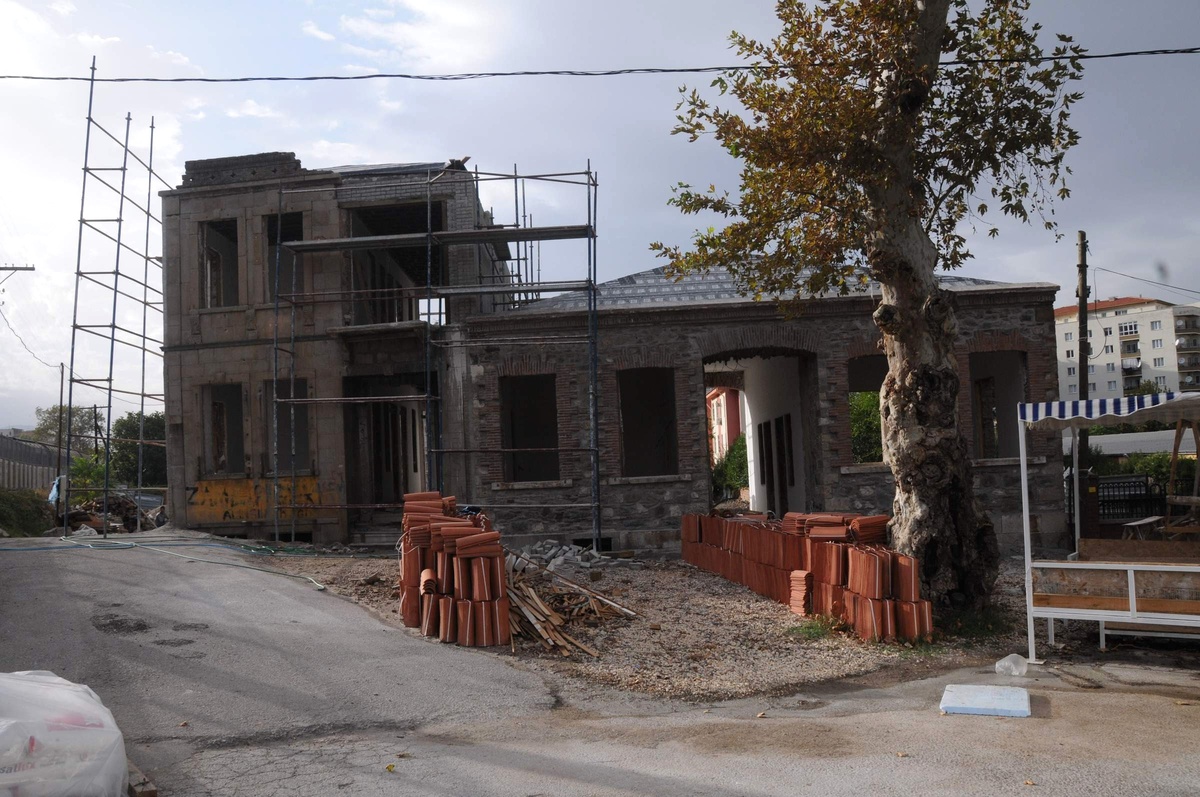 Makine Mühendisleri Odası Restorasyonu Sürüyor